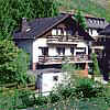 Ferienhaus bis 8 Personen, links neben dem Hotel Bergschloesschen, Oberheimbach, 